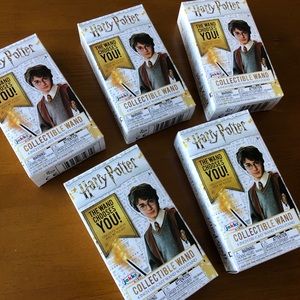 NIB ✨ 5 Harry Potter Mini Mystery Die Cast Wands
